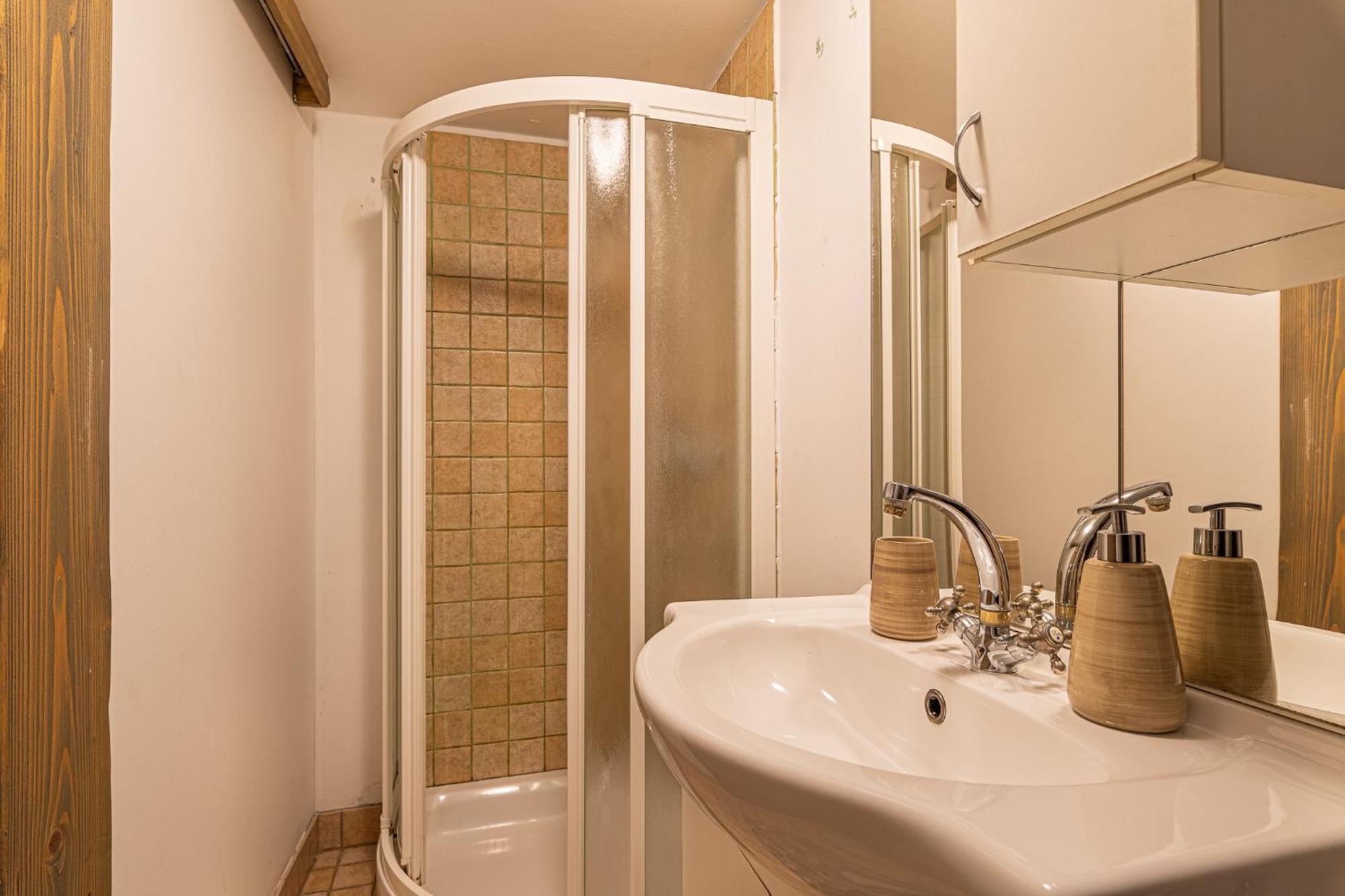 Vineyard Cottage Skatlar Otocec Ngoại thất bức ảnh